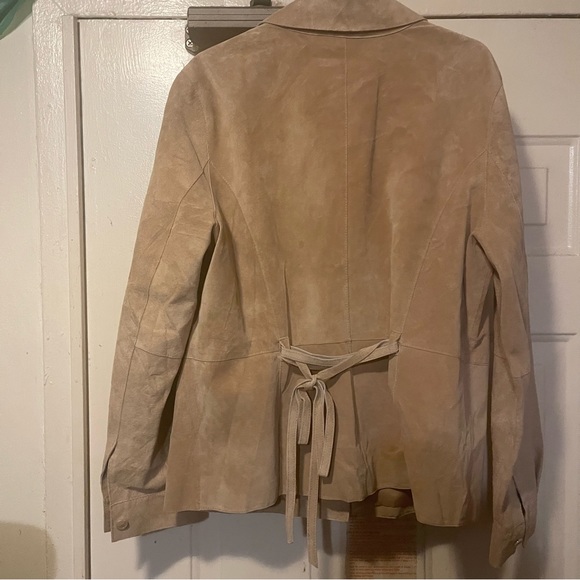 Isaac Mizrahi Suede Shirt Jacket - Picture 2 of 3